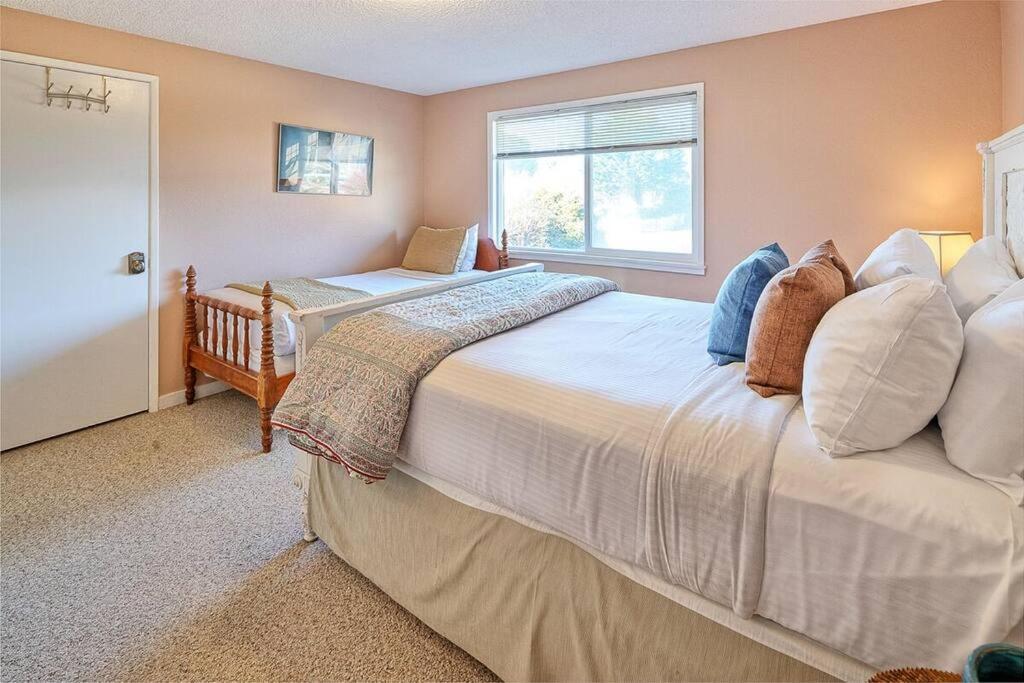 Ocean View Village Condo With Trails To Beaches Trinidad Exterior photo
